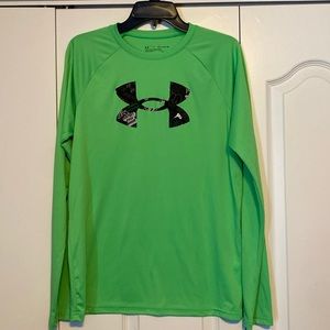 COPY - Boys Youth XL Under Armour Long Sleeve Drifit Shirt
